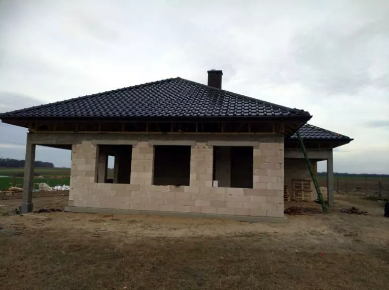 Szybkie i ekonomiczne krycie dachu - MONZAplus